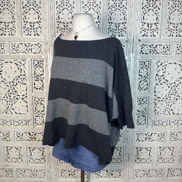 Vince 100% Cashmere Gray Striped Colorblock Short Sleeve Bat Wing Sweater Sz M/L - Picture 4 of 9